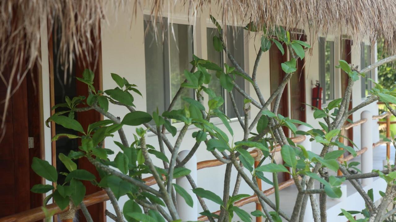 Agam Hotel Bacalar Bagian luar foto